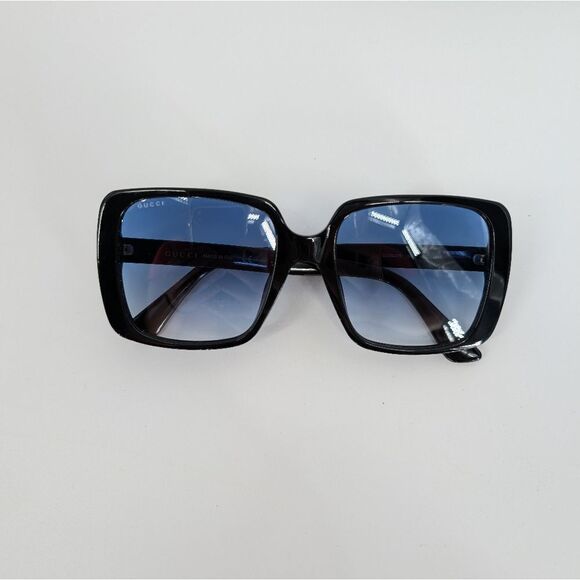 Gucci Black Sunglasses - Picture 4 of 9